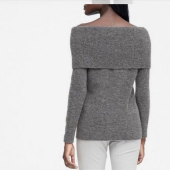 Banana Republic Aire Off Shoulder Sweater XS - Picture 2 of 7